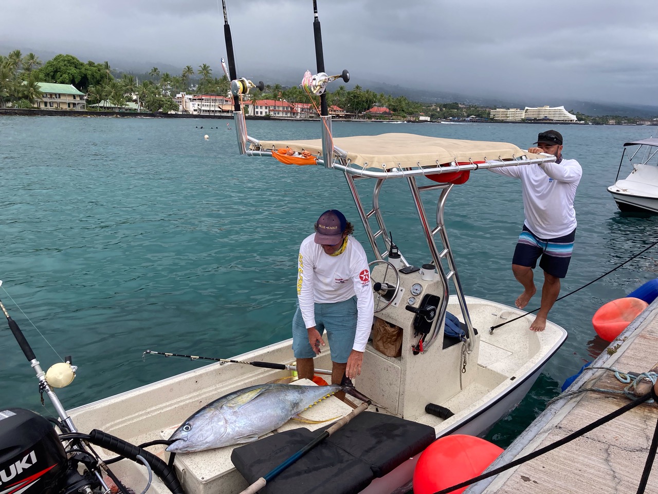 Support Small Fishermen By Making It Easier To Buy Fresh Off The Boat -  Honolulu Civil Beat