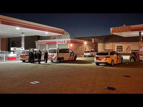 Medewerkster Avia tankstation overvallen aan de Parallelweg in Wijk en Aalburg